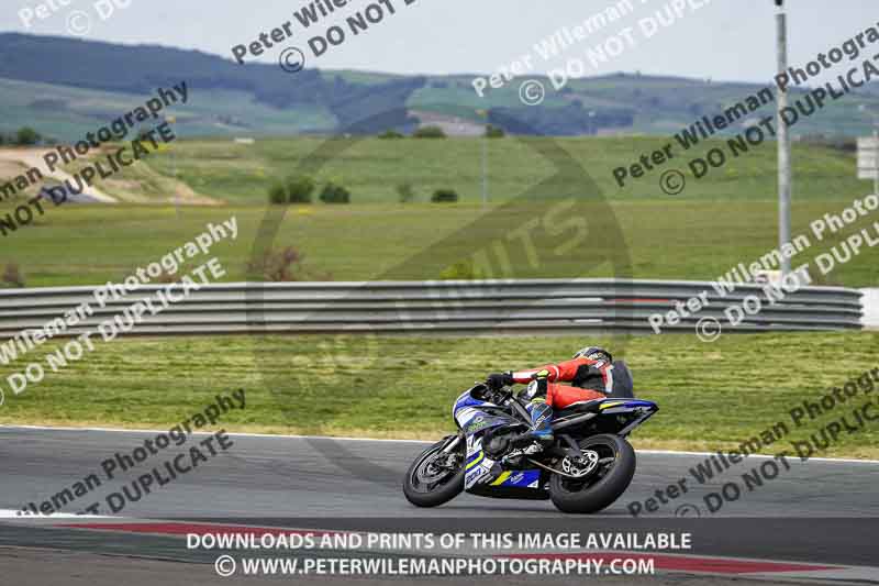 cadwell no limits trackday;cadwell park;cadwell park photographs;cadwell trackday photographs;enduro digital images;event digital images;eventdigitalimages;navarra;no limits trackdays;peter wileman photography;racing digital images;trackday digital images;trackday photos